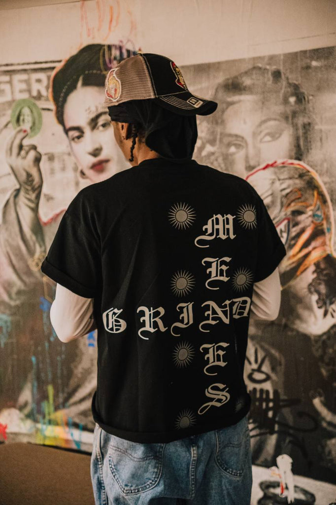 Menes – Le Chandail “Grind” Noir & Gris : La Détermination dans l’Ombre